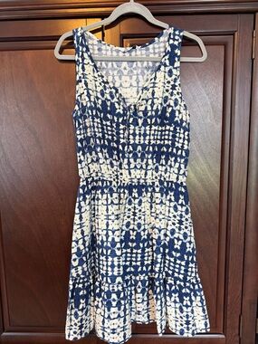 NWT Jetsetter Abstract Mini Dress by CUPSHE